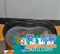八大步骤教你红焖猪蹄做法？