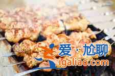 微波炉烤羊肉串的做法？
