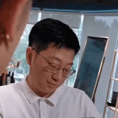 #这就是有钱人的快乐吗#啥叫有钱人的快乐?一张二十年前游戏卡,也能卖出上百万元天价 #这就是有钱人的快乐吗#啥叫有钱人的快乐?一张二十年前游戏卡,也能卖出上百万元天价