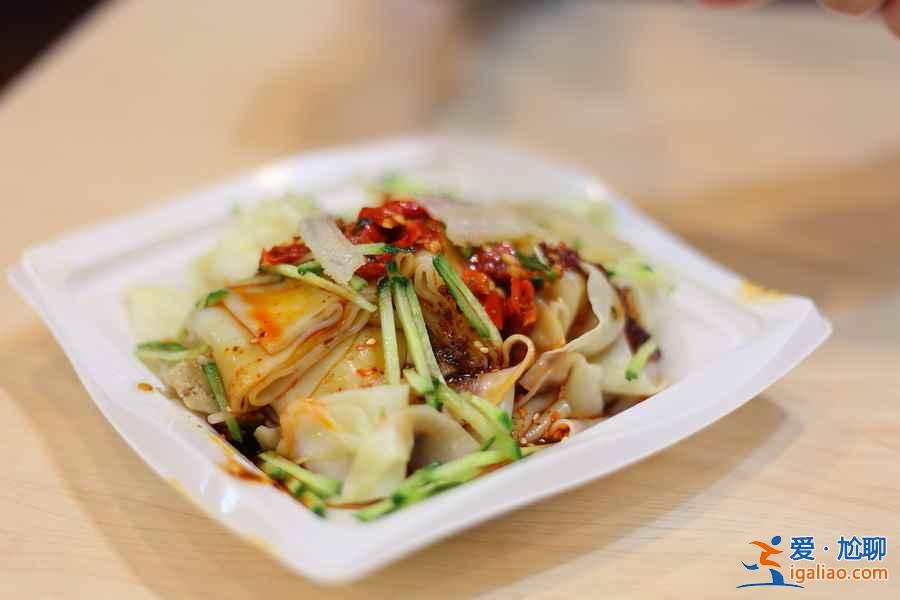 【西安美食】吃货游西安，必去回民街？