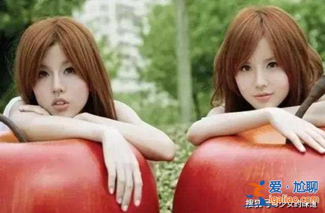 #娱乐圈中的“塑料姐妹花”# 杨紫和赵丽颖就算了，孪生亲姐妹也撕？