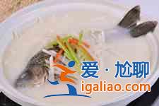 鱼汤怎么炖白？