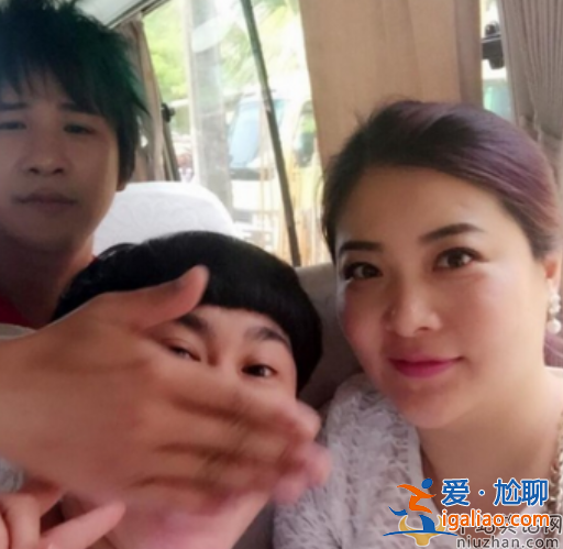 天天待在一起，日久生情爱上了助理的6大男星