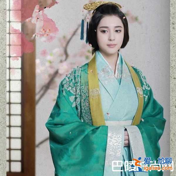 李心艾整容前后照片对比 李心艾整容后撞脸袁姗姗？