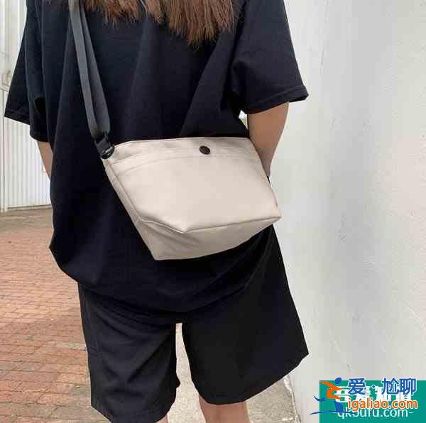 UNIQLO品牌 优衣库货号怎么看？