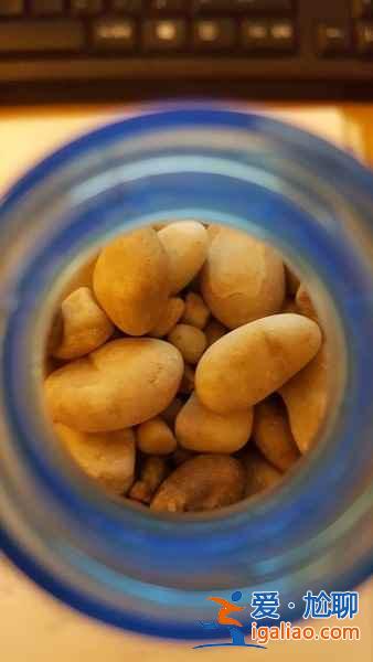 三亚哪里的海滩最好，看了这些沙子你就明白了？