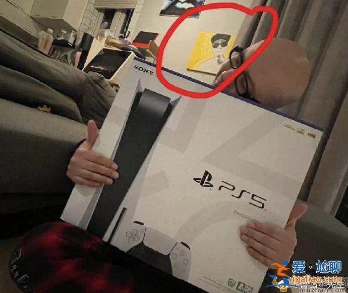 歌手平安和霍尊同在一个交流群？ 霍尊群名单都有谁？