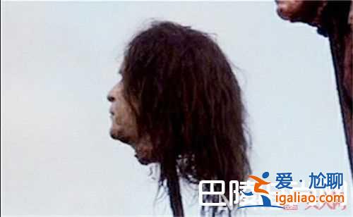 名剑收割机的铁王座 玩嗨奈德的脑袋被恶搞的小布什爆眼后的红毒蛇竟然睡着小玫瑰也怕剧透假戏假作的雪诺连？