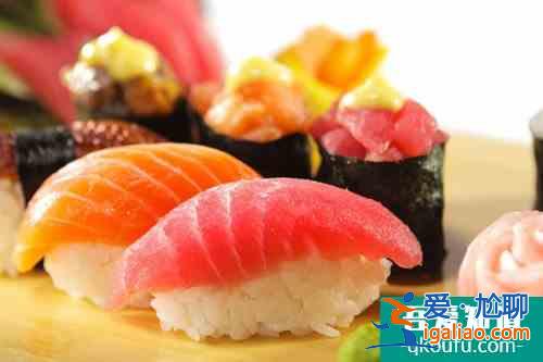 三文鱼寿司怎样做好吃？三文鱼寿司的做法分享？