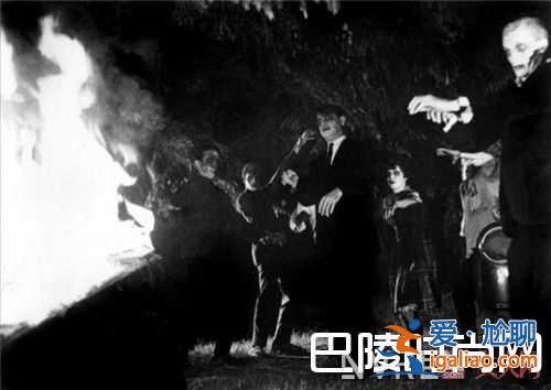 《活死人之夜》：僵尸初夜介绍 《活死人黎明》介绍《丧尸出笼》介绍《马丁》介绍《飞车敢死队》介绍《鬼作？