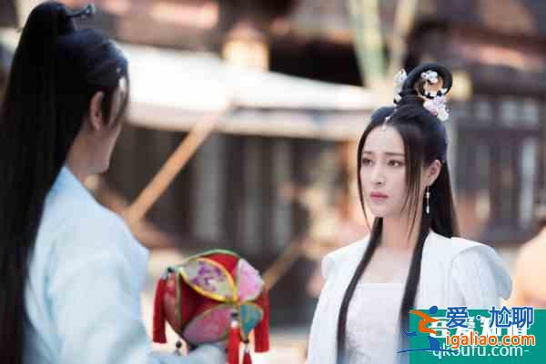 甘婷婷新片《花神绛妃》曝唯美剧照 演绎花神缱绻柔情？