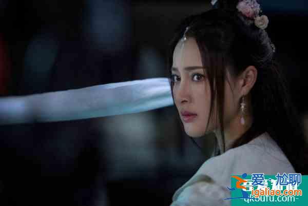 甘婷婷新片《花神绛妃》曝唯美剧照 演绎花神缱绻柔情？