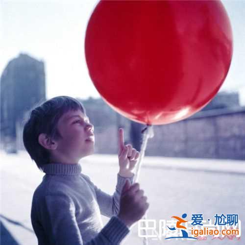 百老汇旋律1940介绍 睡美人介绍红气球介绍一个明星的诞生介绍持摄影机的人介绍午夜巴黎介绍八部半介绍？