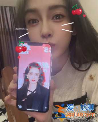 Angelababy迎33岁生日 都有哪些大牌为其庆生？