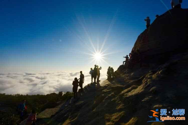 深圳梧桐山徒步怎么走，深圳梧桐山经典徒步路线，深圳梧桐山徒步攻略？