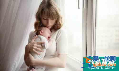 应对新生儿吐奶的妙招 妈妈喂奶时要注意什么？