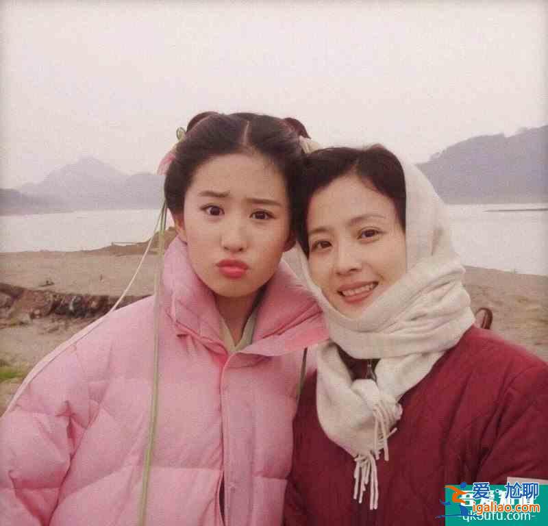 高颜值的明星妈妈鞠婧祎张予曦复制粘帖？