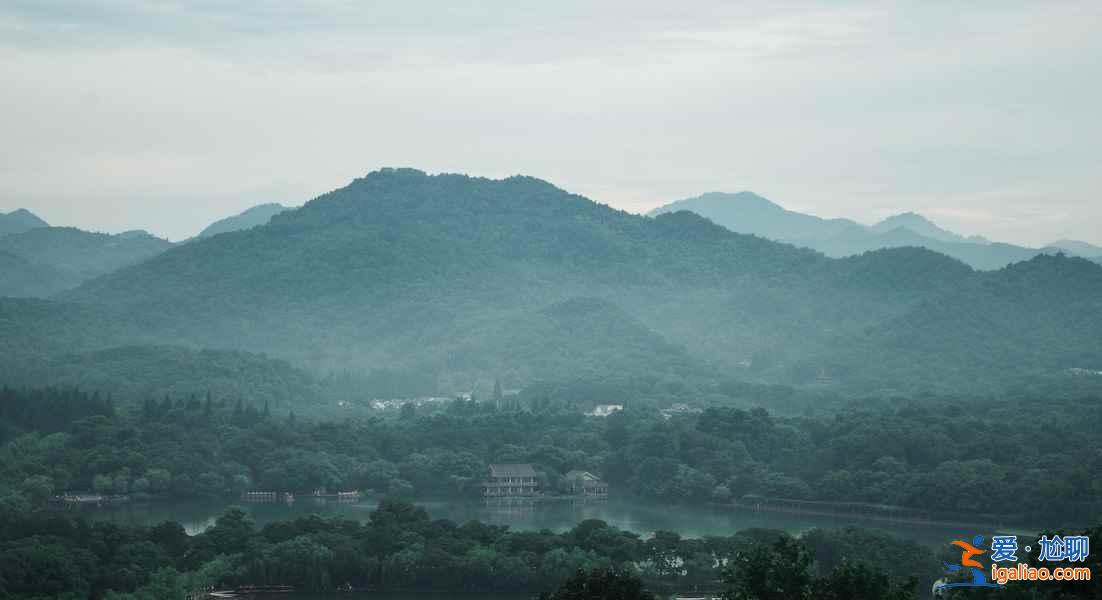 从杭州萧山机场怎么去市区，杭州萧山机场到市区有公交和地铁吗，杭州萧山机场到市区的交通指南？
