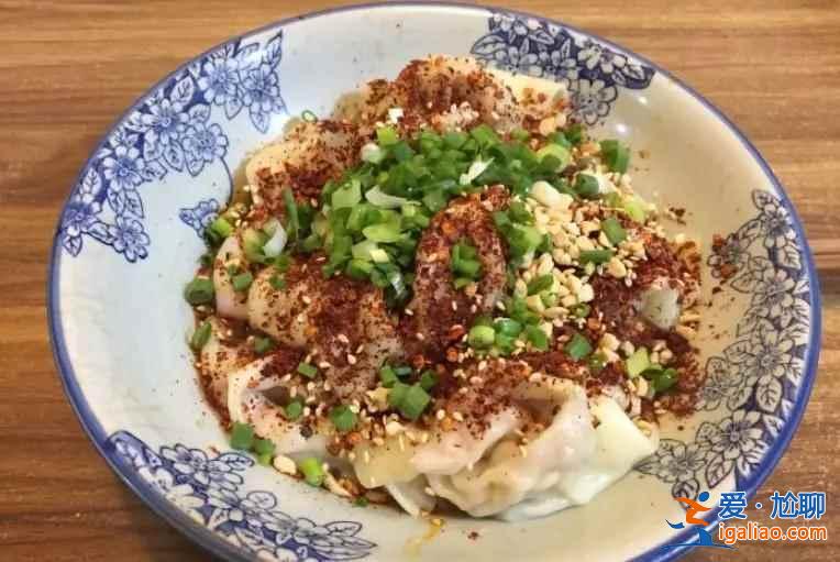在成都，30元就能吃饱的苍蝇馆子？