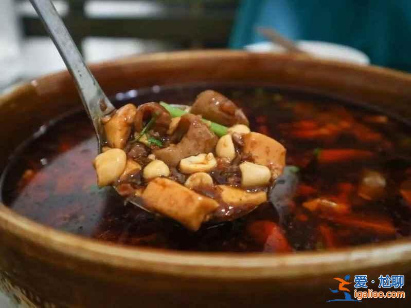 在成都，30元就能吃饱的苍蝇馆子？
