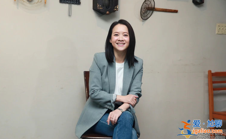 曾宝仪两年多没见过曾志伟 称疫情结束会立刻飞过去看他 曾宝仪两年多没见过曾志伟 称疫情结束会立刻飞过去看他