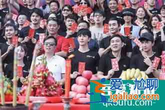 爱情剧虽被拍烂了，但于朦胧邢菲的《明月曾照江东寒》值得期待？