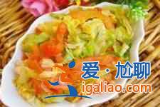 圆白菜炒西红柿的做法？