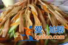 凉拌黄花菜的做法？
