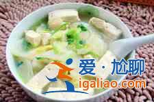 白菜豆腐汤的做法？
