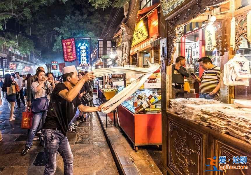 【西安晚上去哪玩】西安适合晚上玩的景点，西安哪些景点适合晚上玩？