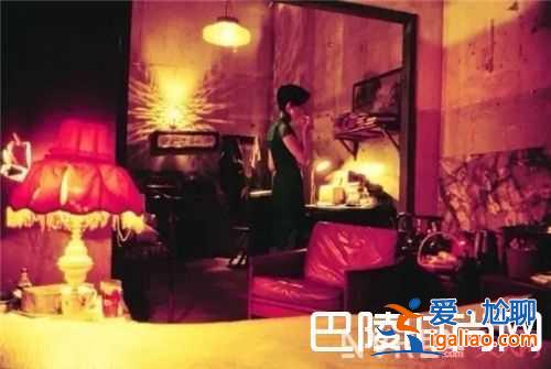 《花样年华》影片构图 《春光乍泄》影片构图《2046》影片构图《一代宗师》影片构图《刺客聂隐娘》影片？