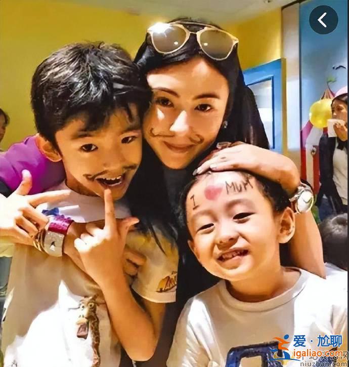 张柏芝大儿子15岁近照曝光  儿子扎马尾变成美少年