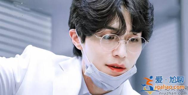 韩国男星李栋旭41状态杀疯了！生图颜值依旧耐打