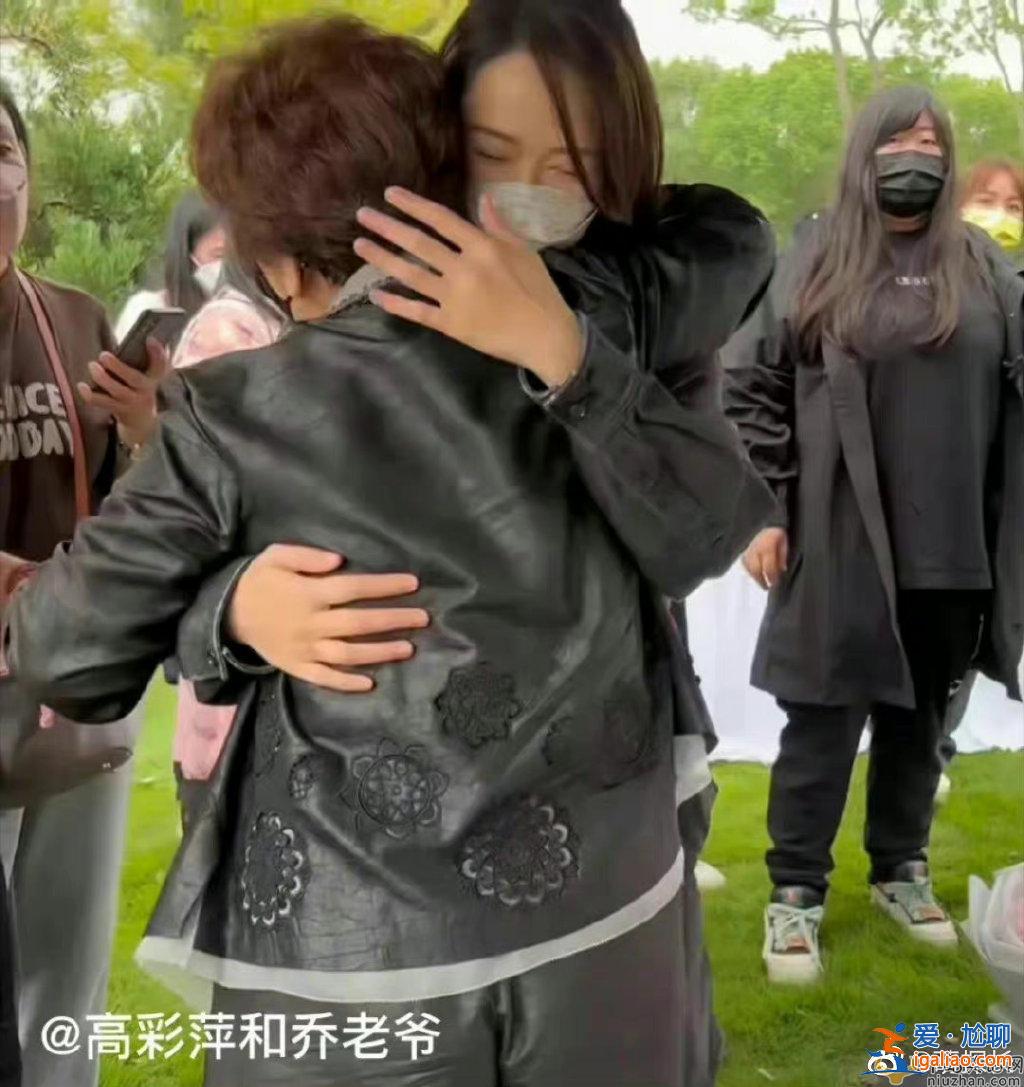 陈乔恩连续6年悼念乔任梁  陈乔恩和男友艾伦亲自去墓地祭拜乔任梁