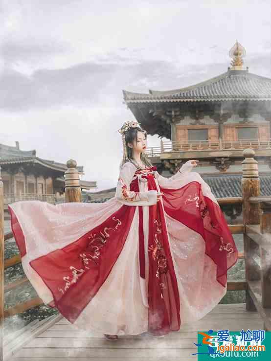 《琉璃》女主古装太可了，一套汉服几百到几万，上身简直太仙了？