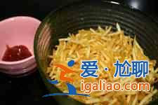 炸土豆条的做法？