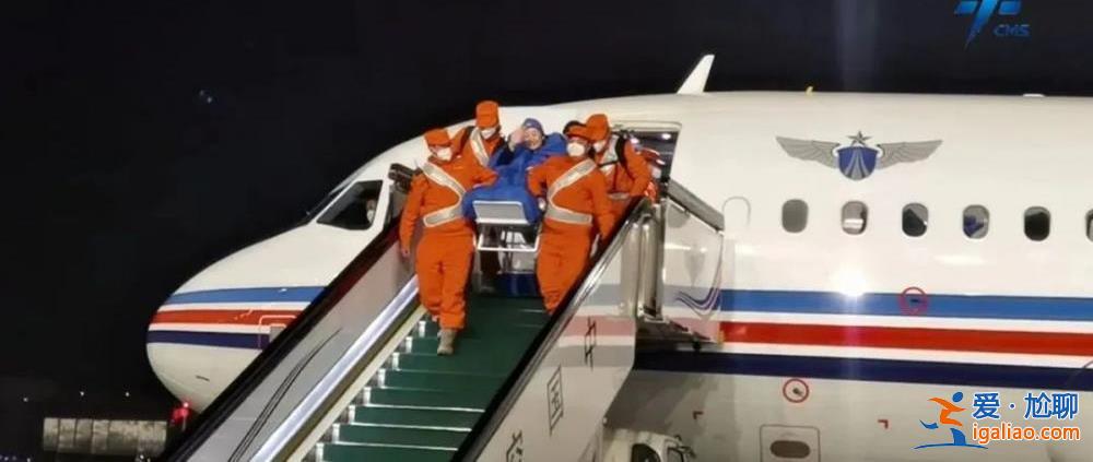 神舟十四号航天员乘组平安抵京？