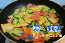 瓜片炒鸡蛋？