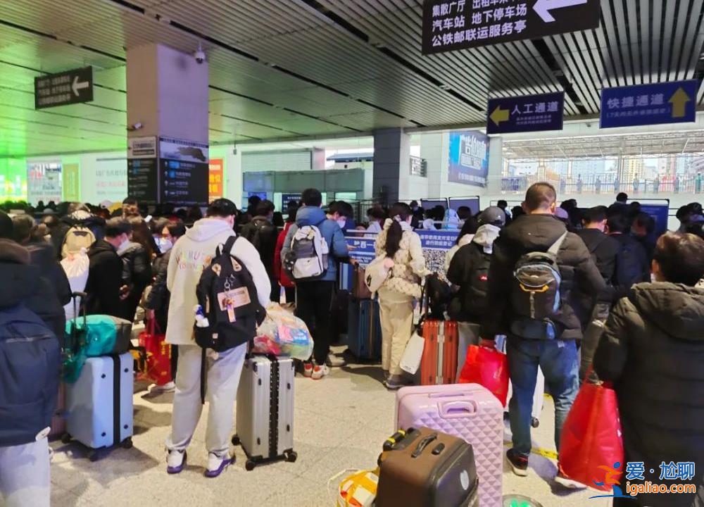 “为何要上交身份证？”？