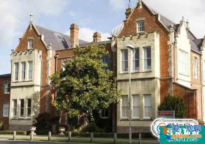 英国雷丁大学预科申请要求和课程设置介绍？