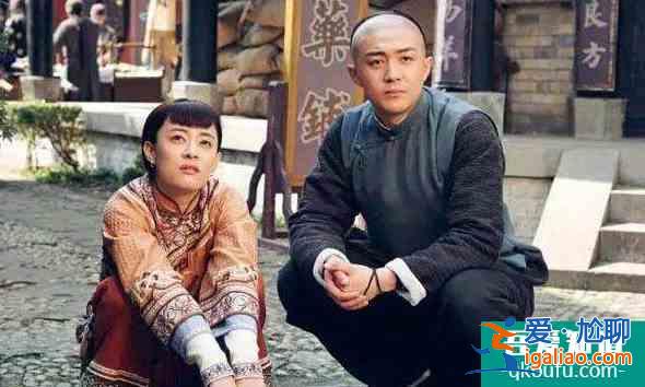 告别《三十而已》许幻山，李泽锋在《亲爱的自己》中放飞演花心男？