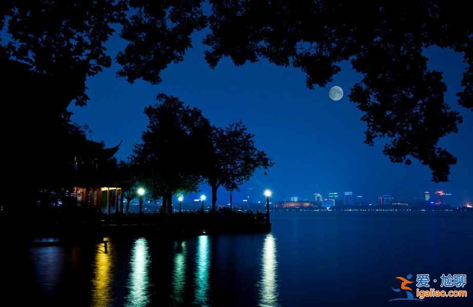 杭州西湖十大景点是什么，杭州西湖有哪些景点，杭州西湖著名的景点？
