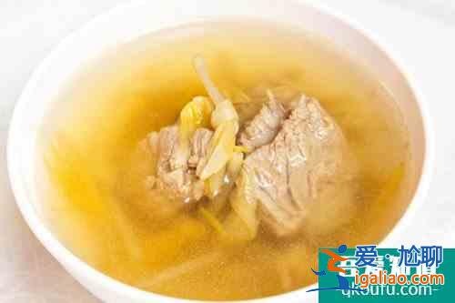 野生牛肝菌炖鸡汤的做法？