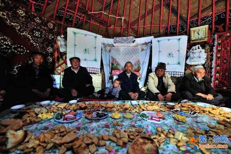 【草原自驾游】太阳舍不得下山的伊犁草原？