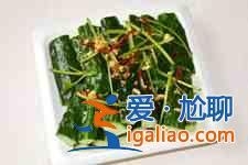 拍黄瓜的做法？
