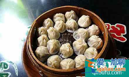 吃货介绍上海有哪些特色小吃？