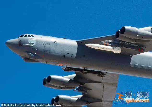 美空军B-52战略轰炸机首次完成发射5倍音速导弹作战测试？