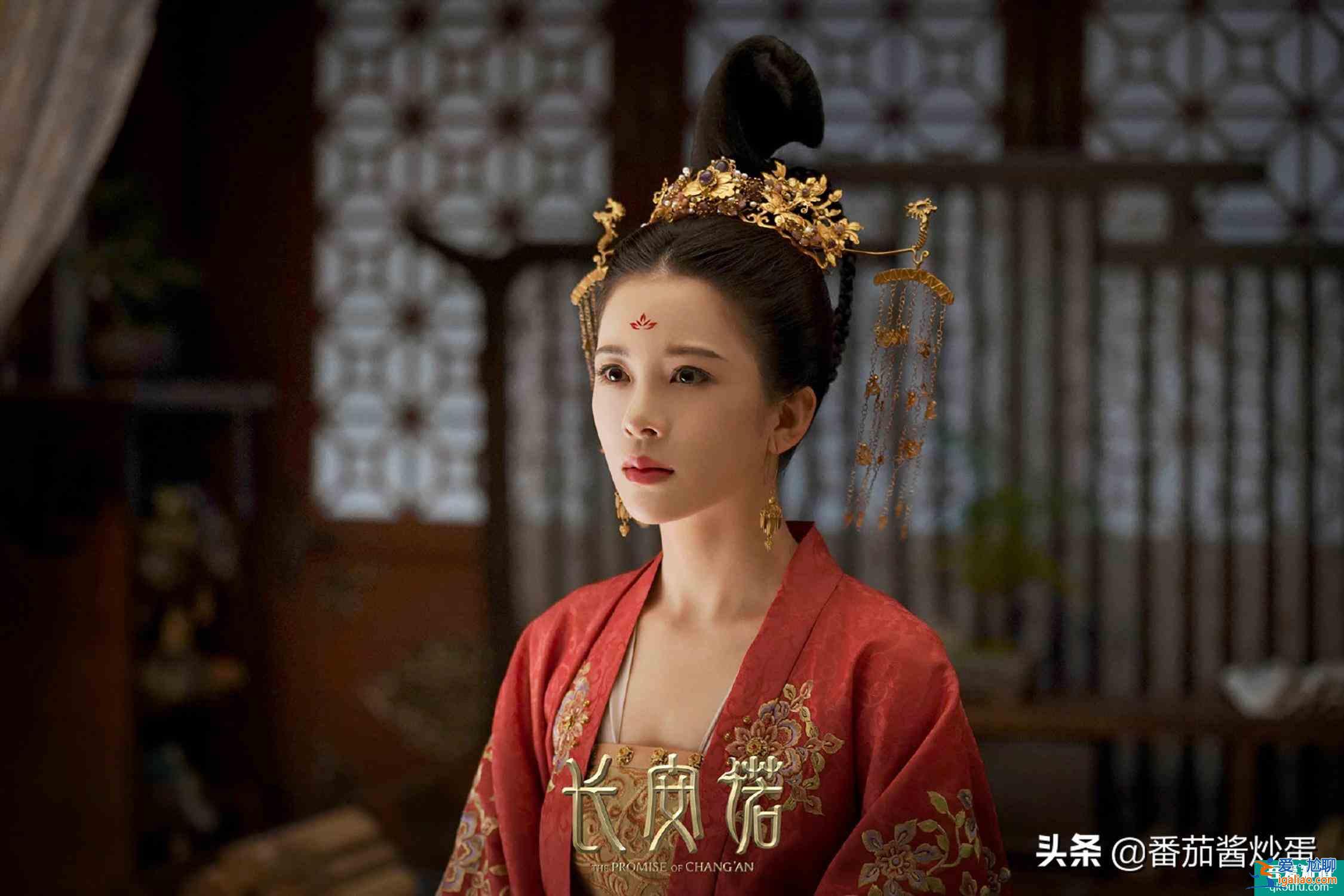 《长安诺》突然定档，《琉璃》超前点播大结局，成毅海报成亮点？