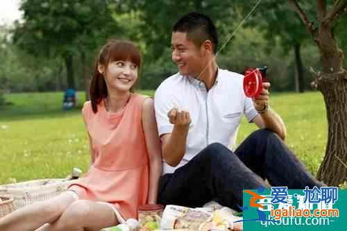 怎么也想不到，刘诗诗朱一龙的新剧《亲爱的自己》，导演竟是任重？