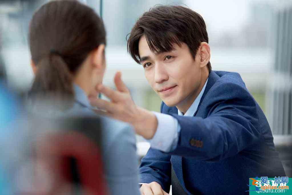 怎么也想不到，刘诗诗朱一龙的新剧《亲爱的自己》，导演竟是任重？